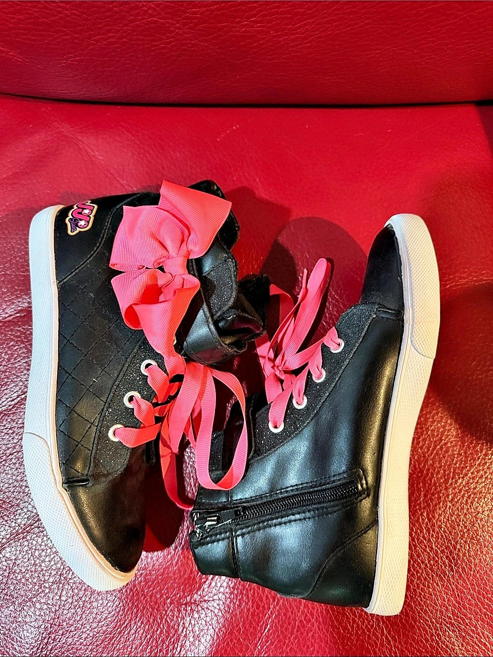 Jojo siwa TM Girls Black & Pink High-Top Sneakers Size US 1.5